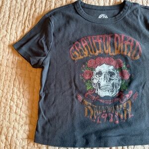 Grateful Dead T-Shirt - Women’s size Small